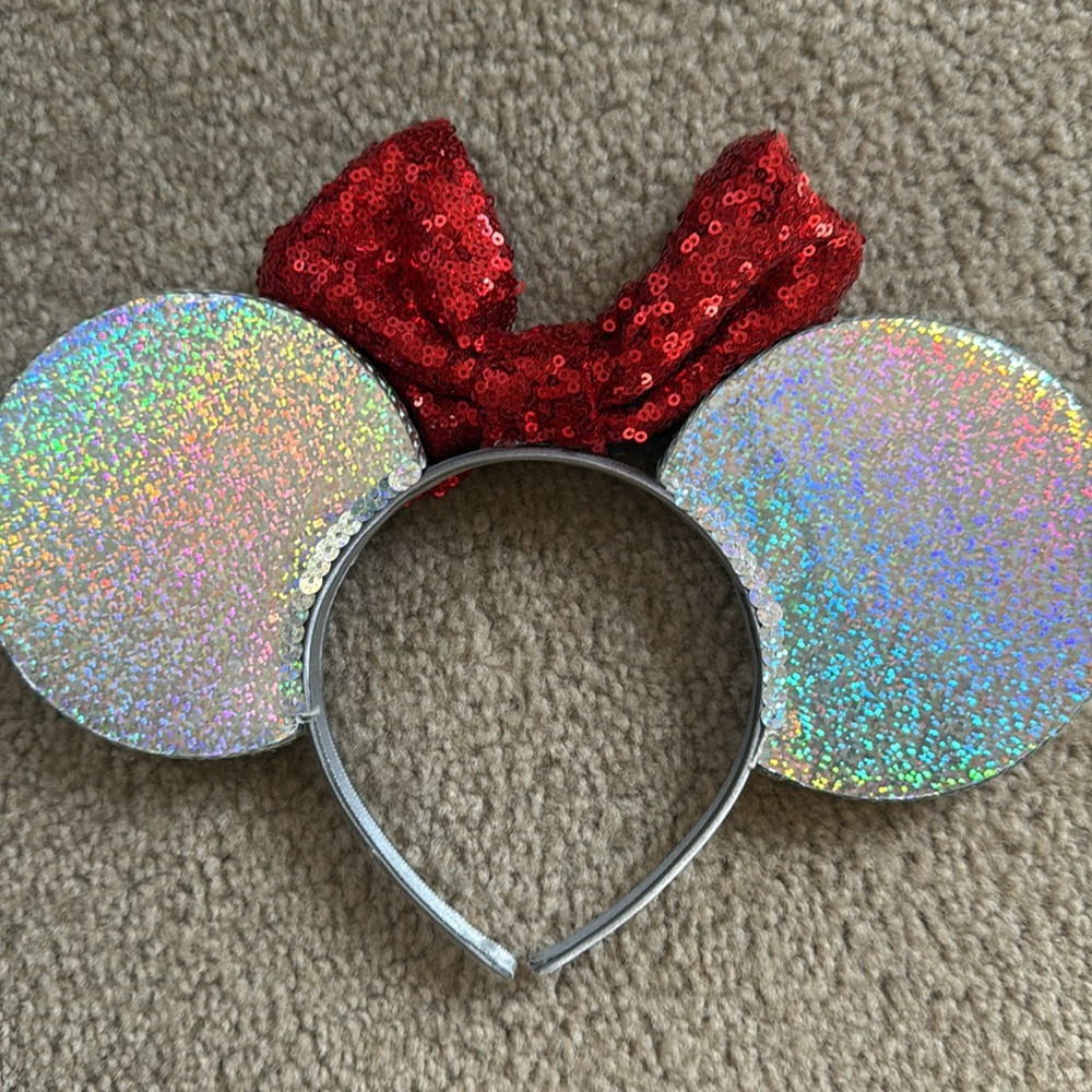 Minnie Ears - Picture 2 of 2